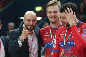 Spanakis e i suoi
