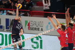 Pierotti (Bergamo) in attacco