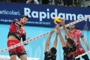 Attacco Russell su muro Lube