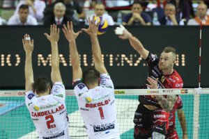 Zaytsev attacca contro muro della Lube