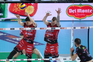 Sokolov contro Zaytsev e Podrascanin