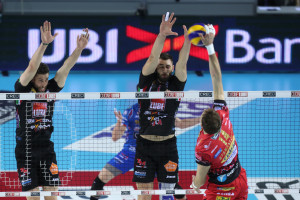 Muro Lube su attacco Atanasijevic