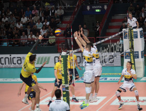 Renan vs muro Modena
