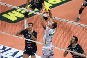 Palleggio Travica