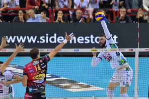 Uros Kovacevic in attacco