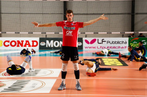 riscaldamento di Wojcik Michal (Acqua Fonteviva Apuana Livorno)