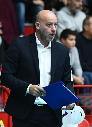 coach Zecca