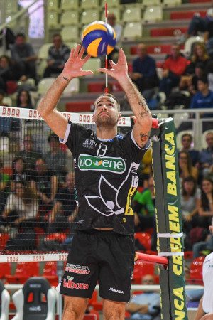 Travica al palleggio