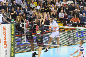 Hernandez in attacco