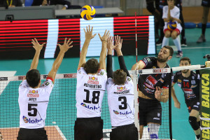 Juantorena contro il muro di Sora