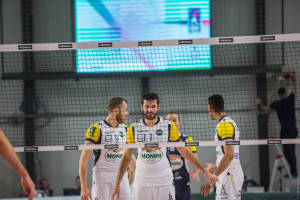 Zamagni Matteo sotto rete (monini)