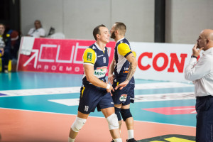 cambio di libero in casa Monini: ingresso in campo di Di Renzo Leonardo al posto di Santucci Marco (monini)