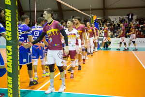 Inizio partita, saluto