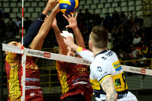 Al Hachdadi e Presta a muro su Zaytsev