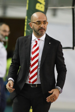 Mister Michel Totire