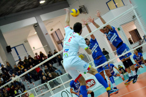 Attacco dell\'opposto giallorosso Bencz
