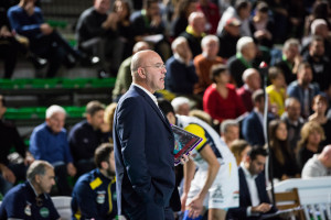 coach Luca Monti (monini marconi)