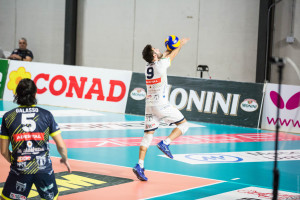 recupero in extremis di catania Damiano(BCC Leverano)