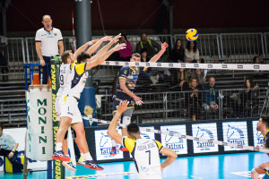 muro contenitivo con successo da parte degli oleari 