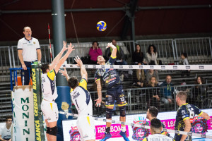 schiacciata di Irefice Alessandro (BCC Leverano) muro Zamagni (Monini)