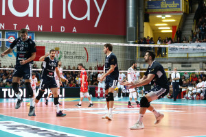 Esutanza Finale Milano