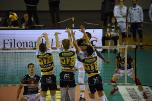 Muro a tre di Modena