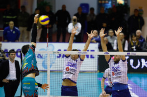 ATTACCO LEON MURO LATINA