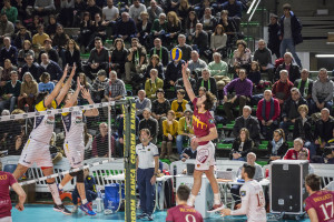 schiacciata Zappoli Enrico(Roma volley) e muro a due Monini