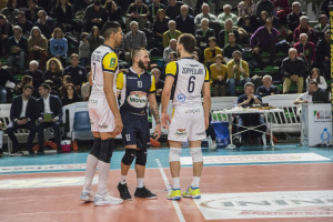 in campo Padura Diaz, Di Renzo Leonardo e Zoppellari Francesco (monini)