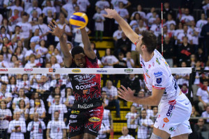 Sokolov contro Leon