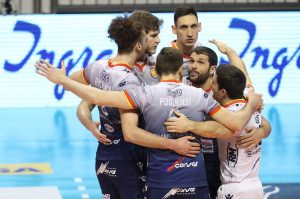 I giocatori di Ravenna esultano a fine partita