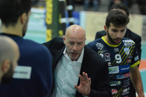 Coach Zecca