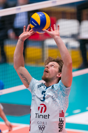 Calderan in palleggio (Prata)