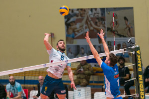 Marinelli in attacco (Prata) 