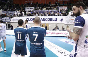 Saluti alla tifoseria