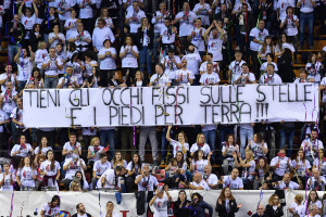 striscione dei Sirmaniaci