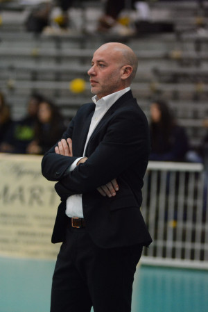Coach Zecca