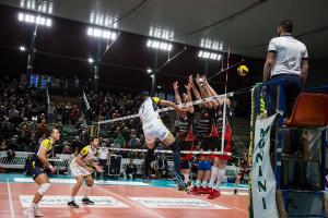 schiacciata vincente di Williams Padura Diaz (monini)