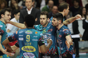 I giocatori di Perugia Esultano