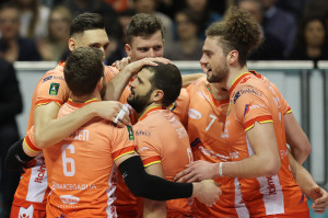 I giocatori di Ravenna esultano a fine partita