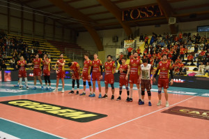 Ingresso in campo Tonno Callipo