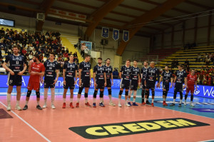 Ingresso in campo Revivre Axopower Milano
