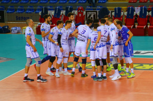 Saluto di ingresso in campo - GoldenPlast Potenza Picena
