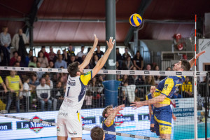schiacciata Cazzaniga Roberto (Materdominivolley.it Castellana Grotte)