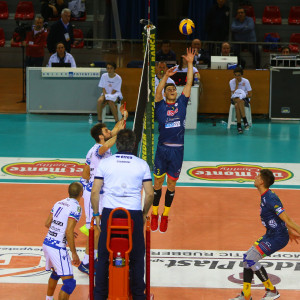 Alzata del palleggiatore Dimitrov Drobomir - GoldenPlast Potenza Picena