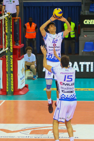 Alzata del palleggiatore Anjun Lavanga - GoldenPlast Potenza Picena