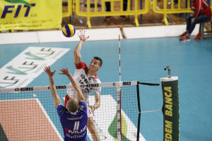 Lyutskanov in attacco