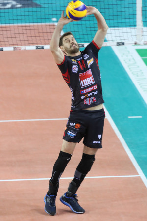 Bruno (alzatore Lube)