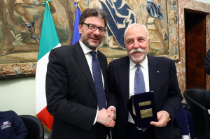 Giancarlo Giorgetti premia la Lega Maschile
