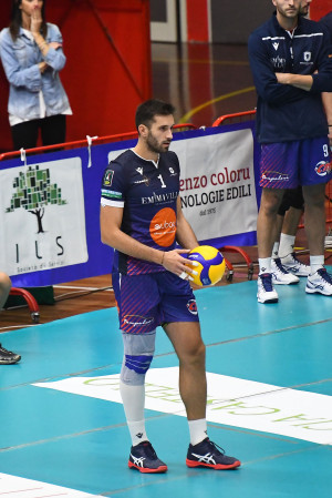 Matteo Zamagni dai nove metri